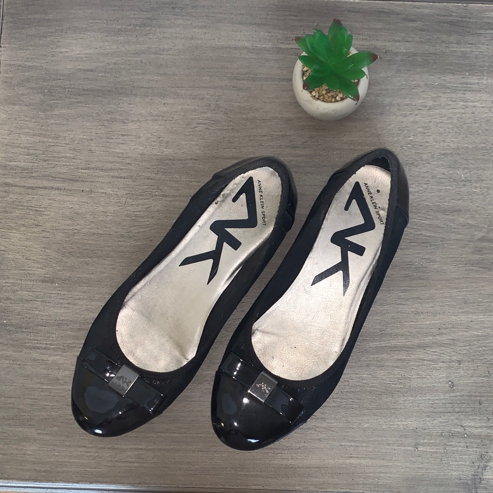 Ann Klein Black Flats